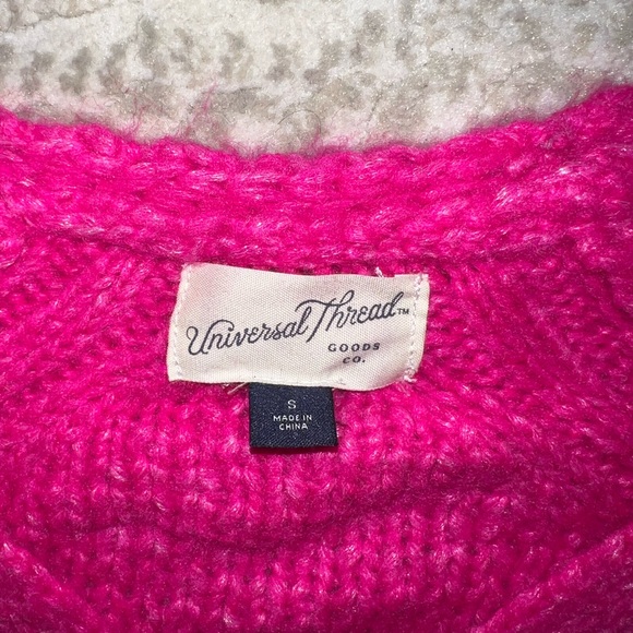 Pink Sweater - Picture 2 of 4